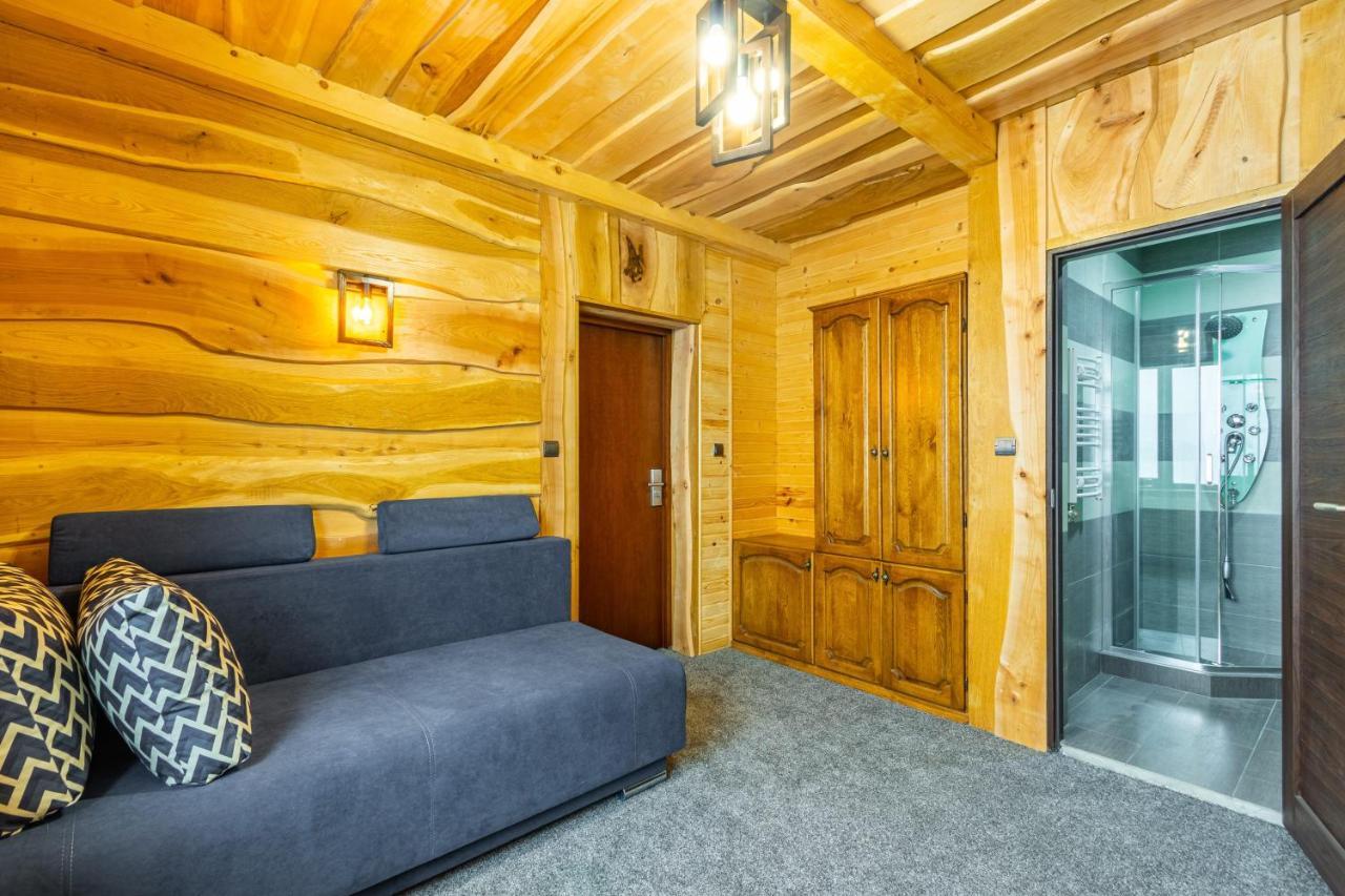 Rich Oak - Готель З Відкритим Панорамний Басейном Yablunytsya Extérieur photo