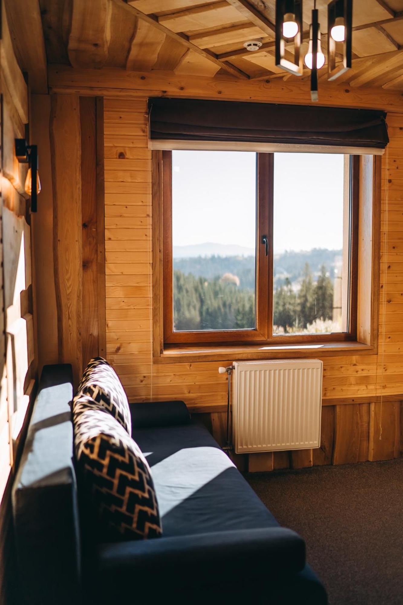 Rich Oak - Готель З Відкритим Панорамний Басейном Yablunytsya Extérieur photo